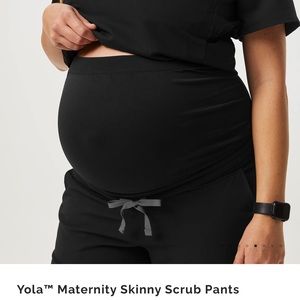 FIGS MATERNITY YOLA SCRUB PANTS-Small/Reg